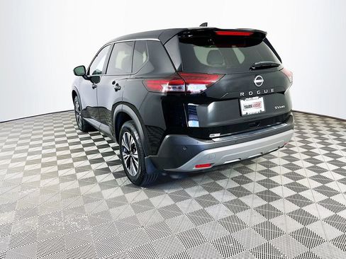 Certified 2023 Nissan Rogue SV AWD/4WD image 8