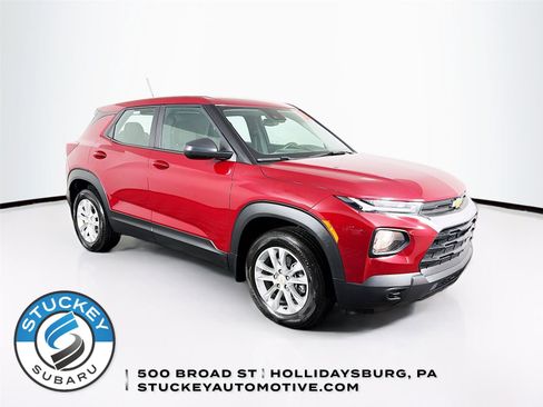 Used 2021 Chevrolet TrailBlazer LS AWD/4WD image 1