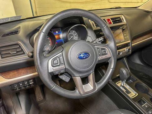 Used 2017 Subaru Outback 2.5i Limited image 28