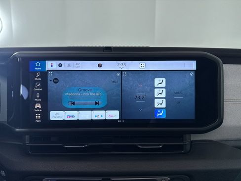 Used 2025 Jeep Wrangler Sport S image 17