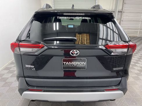 Used 2023 Toyota RAV4 Adventure w/ Convenience Package AWD/4WD image 5