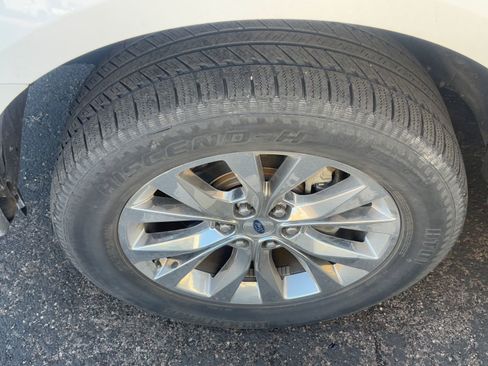 Used 2016 Ford F150 XLT w/ Equipment Group 302A Luxury image 8