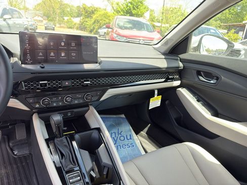 New 2025 Honda Accord EX-L image 23