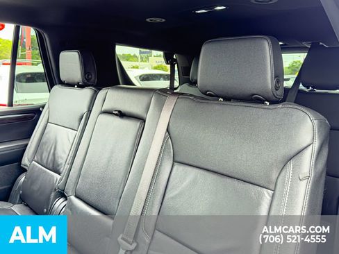 Used 2025 Chevrolet Tahoe LT AWD/4WD image 17