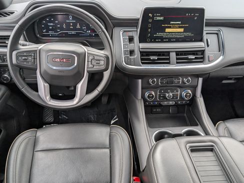 Used 2024 GMC Yukon SLT AWD/4WD image 11