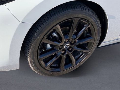 Certified 2025 MAZDA MAZDA3 s Sport image 28