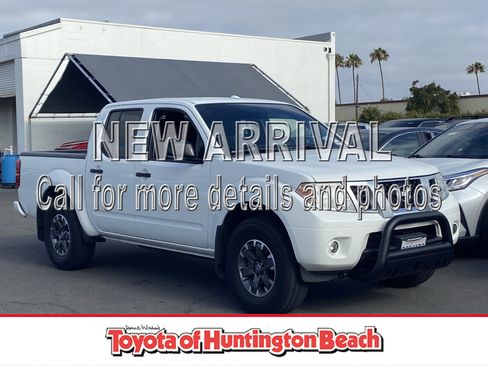 Used 2018 Nissan Frontier Desert Runner RWD image 1