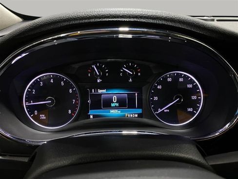 Used 2018 Buick Encore Essence FWD image 12