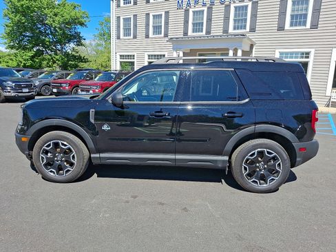 Certified 2025 Ford Bronco Sport Outer Banks w/ Outer Banks Tech Package+ AWD/4WD image 8