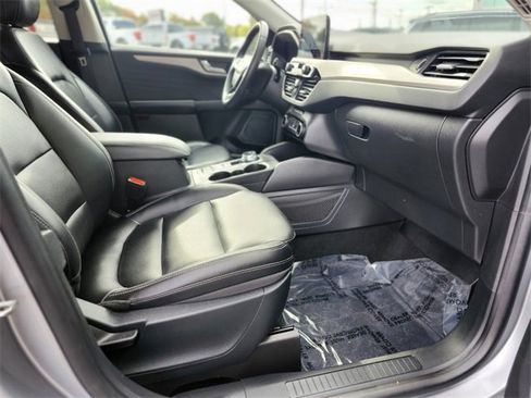 Certified 2022 Ford Escape SEL w/ Technology Package image 11