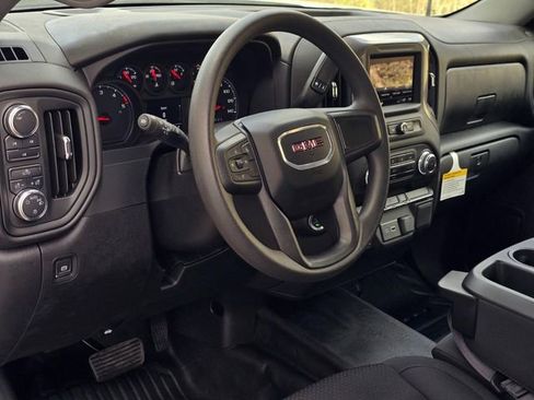 Used 2024 GMC Sierra 2500 Pro image 22