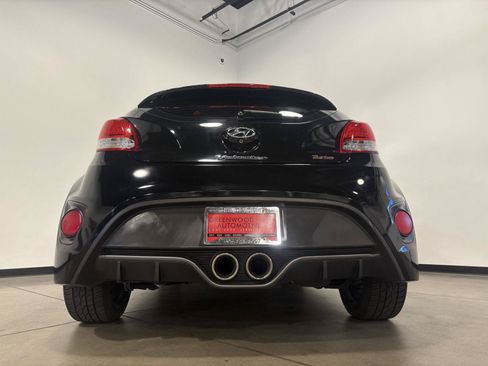 Used 2016 Hyundai Veloster Turbo FWD image 4
