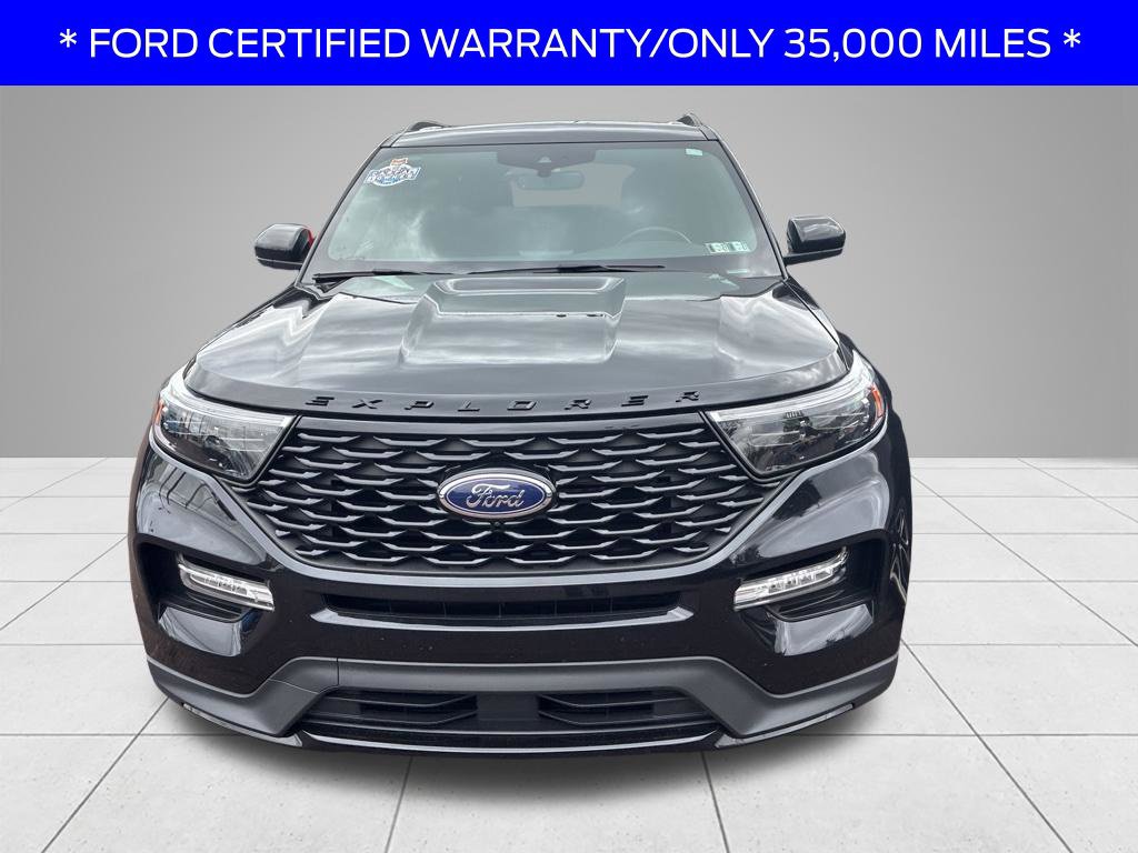 Used 2024 Ford Explorer ST-Line w/ Class IV Trailer Tow Package AWD/4WD image 2