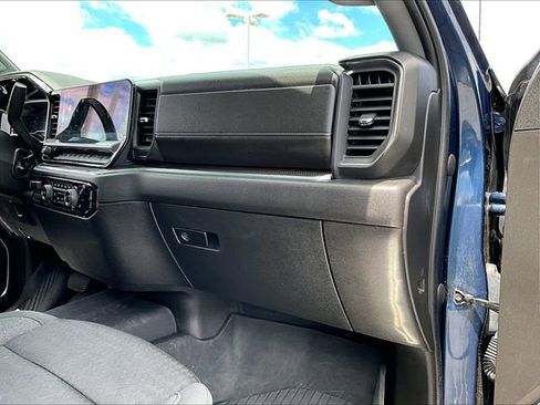 Used 2023 Chevrolet Silverado 1500 RST AWD/4WD image 13