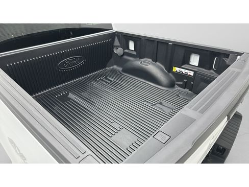 Used 2024 Ford F150 XLT AWD/4WD image 9