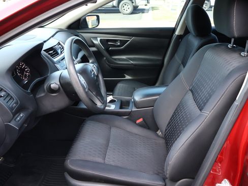 Used 2017 Nissan Altima 2.5 S w/ Power Driver Seat Package image 8