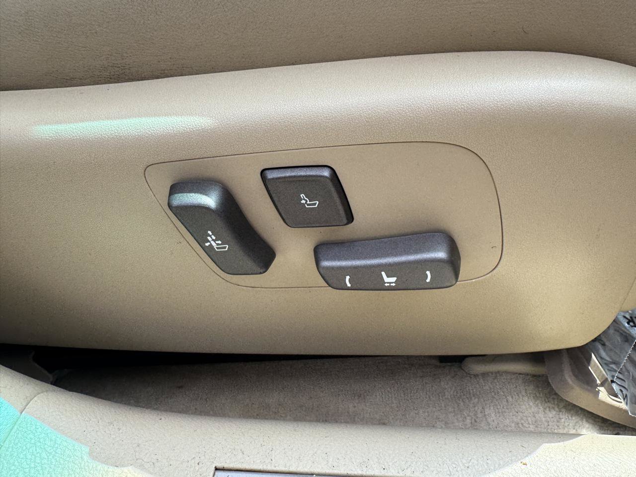 Used 2009 Lexus LS 460 AWD image 33