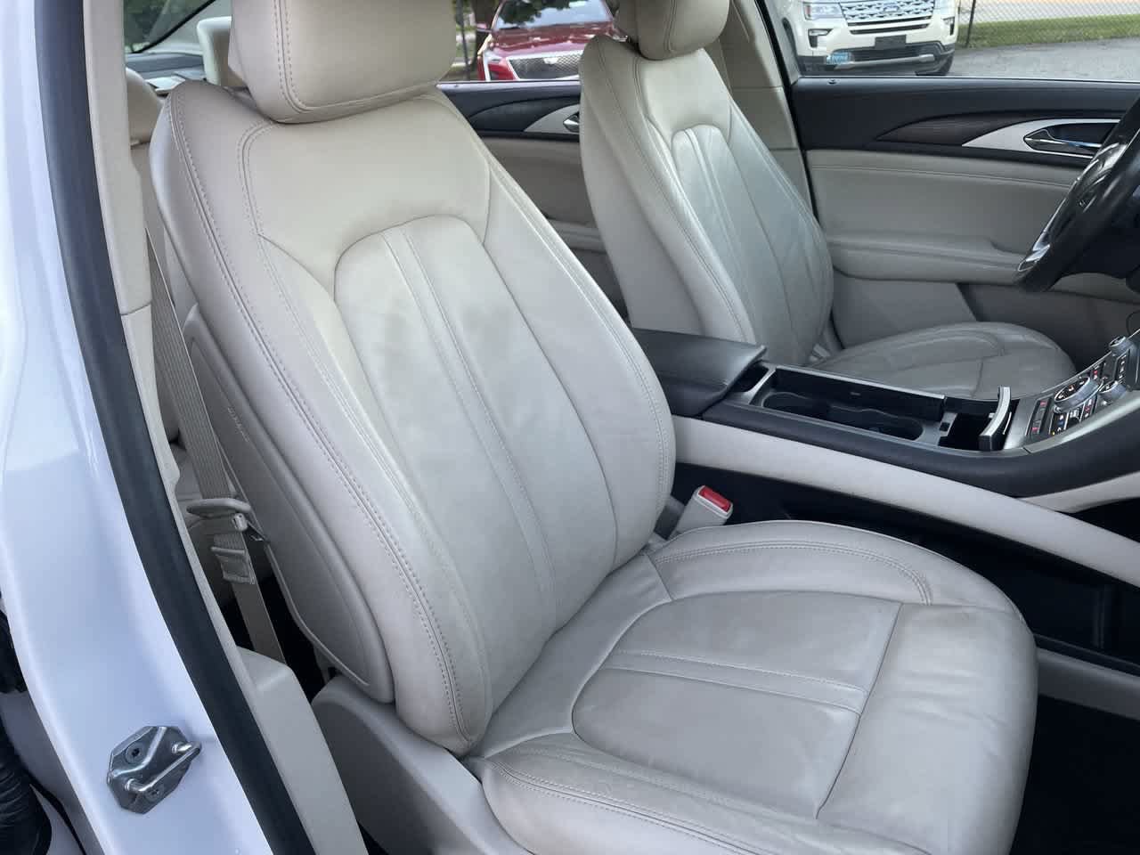 Used 2017 Lincoln MKZ Select w/ Select Plus Package FWD image 14