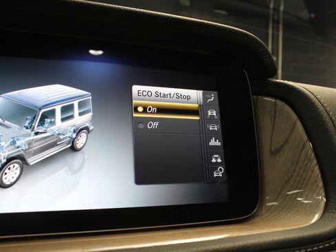 Used 2022 Mercedes-Benz G 550 G 550 AMG Line w/ Exclusive Interior Package image 56