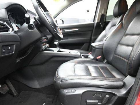 Used 2023 MAZDA CX-5 AWD 2.5 S w/ Premium Package image 17