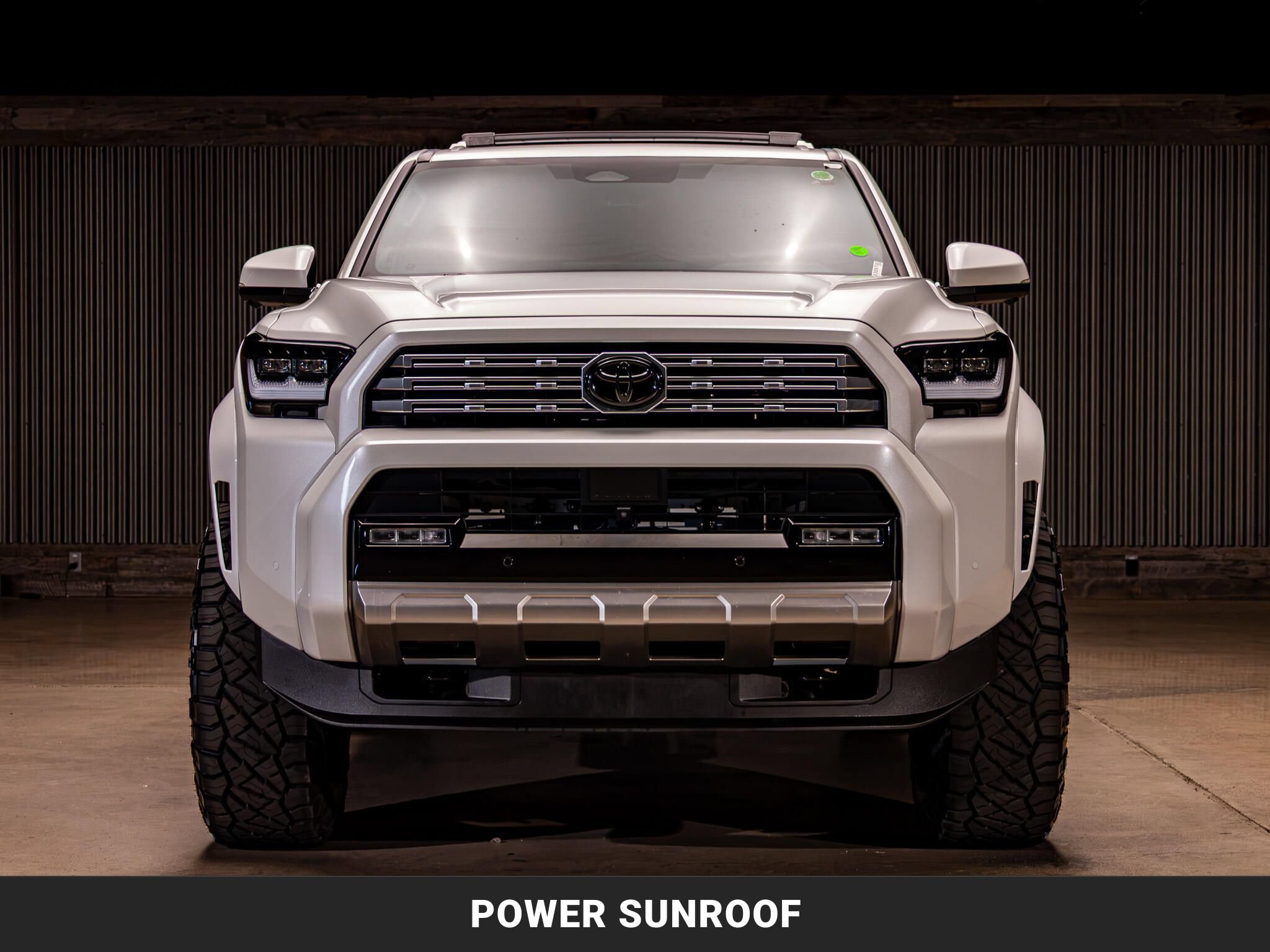 Used 2025 Toyota 4Runner Limited AWD/4WD image 4