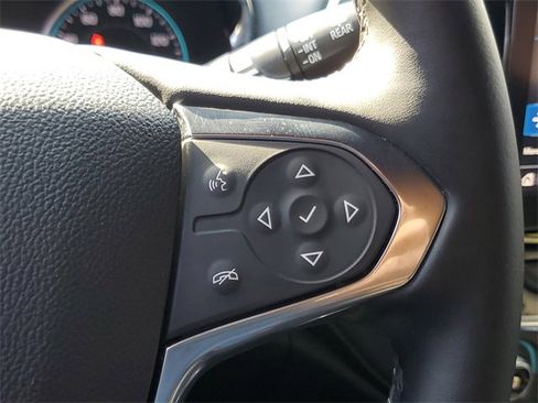 Certified 2023 Chevrolet Traverse LT image 23