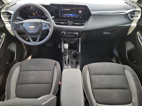Used 2024 Chevrolet TrailBlazer LT FWD image 20