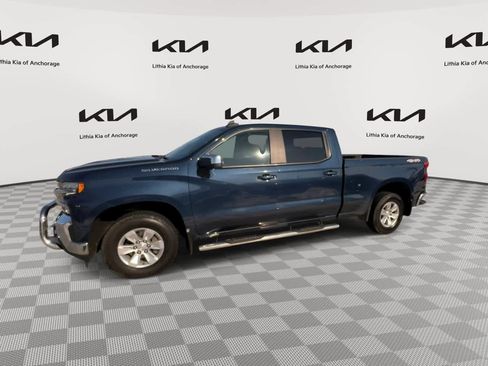 Used 2021 Chevrolet Silverado 1500 LT w/ Bed Protection Package AWD/4WD image 6
