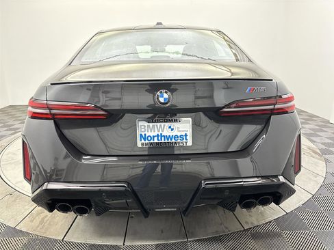 New 2026 BMW M5 image 15