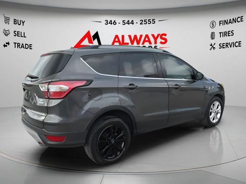 Used 2018 Ford Escape SE FWD image 33