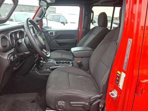 Used 2023 Jeep Wrangler Sport S image 13