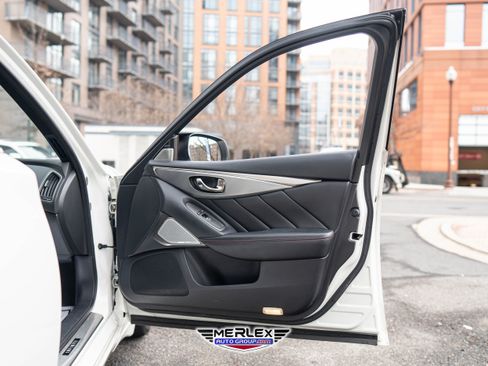 Used 2018 INFINITI Q50 Red Sport 400 w/ Sensory Package (Sport) image 42