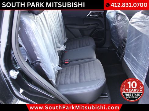 New 2026 Mitsubishi Outlander LE AWD/4WD image 16