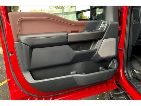 Used 2023 Ford F150 Lariat image 24