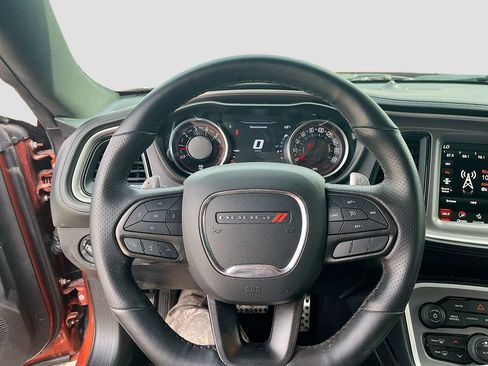 Used 2022 Dodge Challenger R/T Scat Pack w/ Dynamics Package RWD image 11