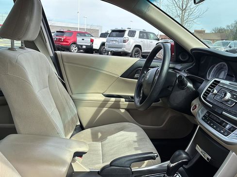 Used 2013 Honda Accord EX image 24