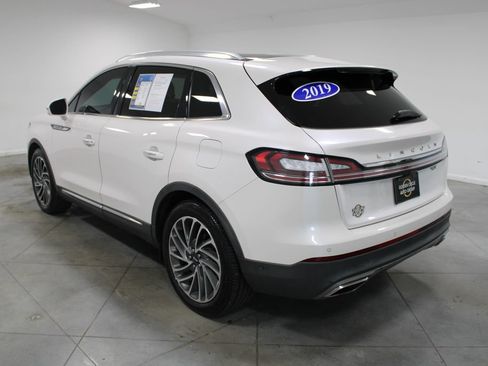Used 2019 Lincoln Nautilus Reserve FWD image 7
