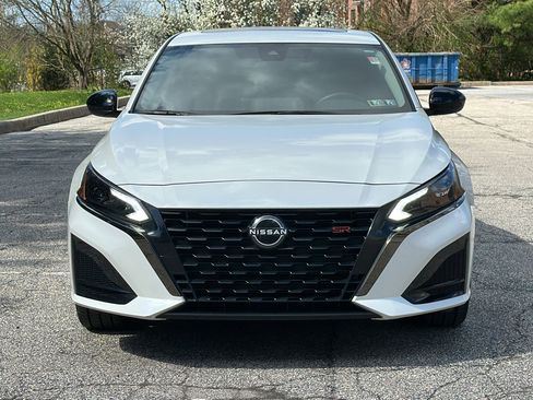 Certified 2023 Nissan Altima 2.5 SR w/ SR Premium Package image 3