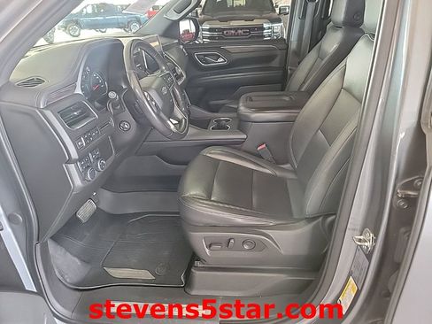 Used 2021 Chevrolet Tahoe Z71 w/ Luxury Package image 2