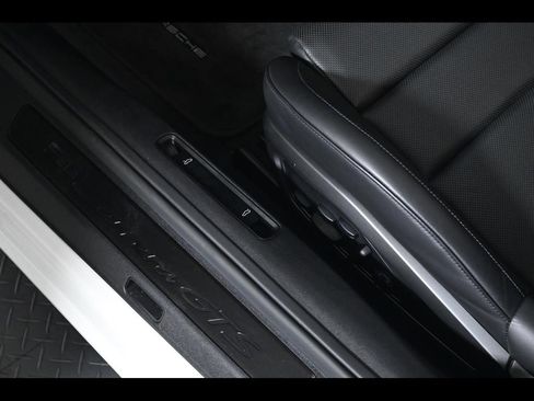 Certified 2023 Porsche 911 Carrera GTS RWD image 51