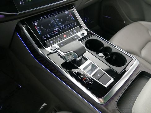 Used 2022 Audi Q7 2.0T Premium Plus AWD/4WD image 10