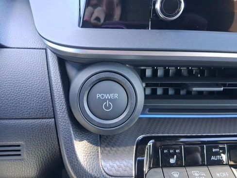 New 2026 Toyota Prius XLE image 18