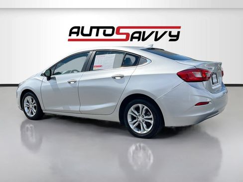 Used 2019 Chevrolet Cruze LT w/ LT Fleet Convenience Package FWD image 5