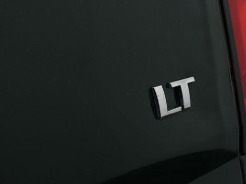 Used 2015 Chevrolet Colorado LT w/ LT Convenience Package AWD/4WD image 11