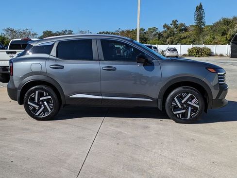 New 2026 Nissan Kicks SV w/ Illumination Package image 4