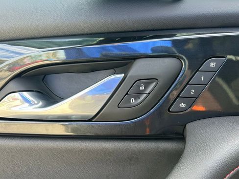 Used 2023 Chevrolet Blazer RS w/ Enhanced Convenience Package image 30