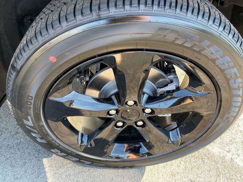 New 2025 Jeep Grand Cherokee Altitude image 31