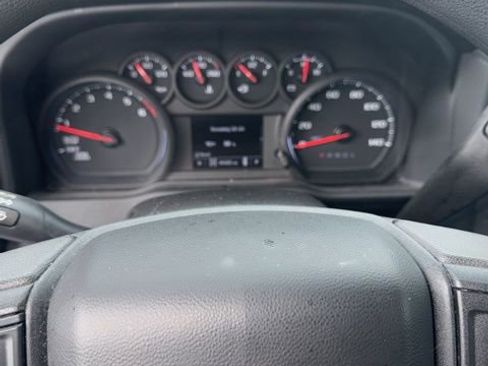 Used 2022 Chevrolet Silverado 1500 Custom image 12