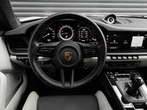 Certified 2023 Porsche 911 GT3 RWD image 18