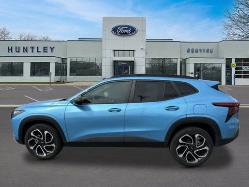 Used 2025 Chevrolet Trax RS w/ Driver Confidence Package FWD image 6